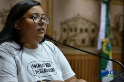 Audincia Pblica