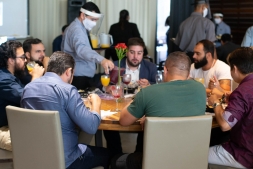 Almoo Empreendedor com Ale Prates