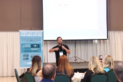 Almoo Empreendedor Open Pitch