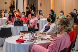 Talk Show trs Empreendedoras e um Alvo Comum