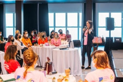 Talk Show trs Empreendedoras e um Alvo Comum