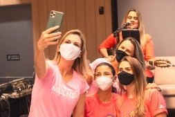 Talk Show trs Empreendedoras e um Alvo Comum