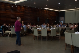 Almoo CDL Jovem - Pitch de Vendas: Fazendo apresentaes diferenciadas
