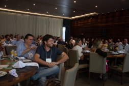 Almoo CDL Jovem - Pitch de Vendas: Fazendo apresentaes diferenciadas