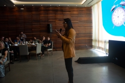 Almoo CDL Jovem - Pitch de Vendas: Fazendo apresentaes diferenciadas