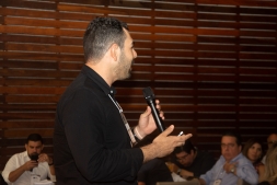 Almoo CDL Jovem - Pitch de Vendas: Fazendo apresentaes diferenciadas
