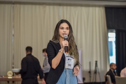 Almoo Empreendedor: Em busca do pitch perfeito