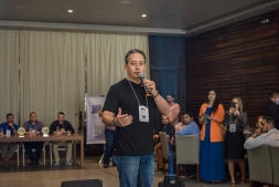 Almoo Empreendedor: Em busca do pitch perfeito