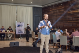 Almoo Empreendedor: Em busca do pitch perfeito