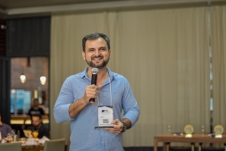 Almoo Empreendedor: Em busca do pitch perfeito