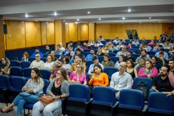 Acelera CDL Jovem: Gesto, Vendas e Liderana para pequenas e mdias empresas