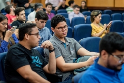 Acelera CDL Jovem: Gesto, Vendas e Liderana para pequenas e mdias empresas