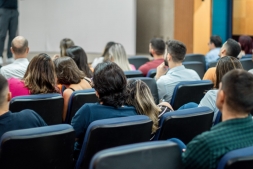 Acelera CDL Jovem: Gesto, Vendas e Liderana para pequenas e mdias empresas